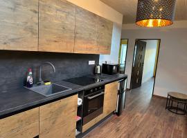 Apartmány u Gunára Vyhne - Apartmán Akácia, Hotel in Otilia