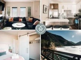 Lakefront - Trails - Skiing - Views - Georgetown