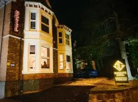 The Gungate Hotel - Cocktails and Wine Bar