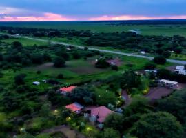 GT Holiday Home, hotel v mestu Chobe