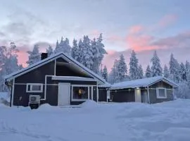 Aurora Haven- Järvenrantamökki, oma sauna ja rauha