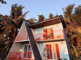 Kieh Beachfront Villa, hotel u gradu Mandrem