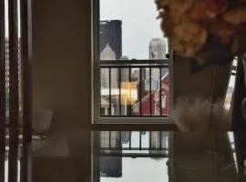 2 Beds • Free Parking • City View • Urban Escape