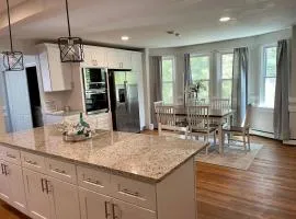 Spacious Beach House Steps to Sand with free private parking