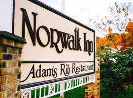 Norwalk Inn & Conference Center، فندق في نورووك