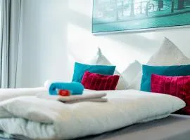 Helle Wohnung mit Balkon & moderner Küche - ideal für Paare mit Kind