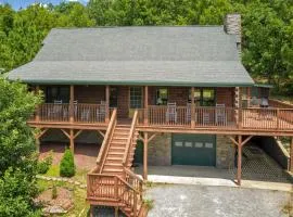 Luxury Log Cabin w Hot Tub Near Carbondale