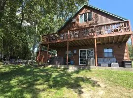 5BR Log Home w Hot Tub & Dock on Lake of Egypt
