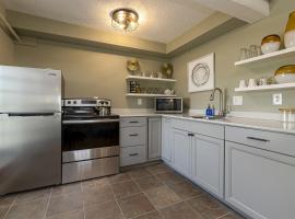 Converted Historic Suite Full Kitchen, 3rd Flr, hotell i Carbondale