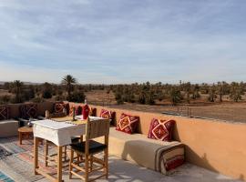 Dar Talmoudi ,Traditional Riad, Local Food, Camel , Desert Excursions, Hotel in Tagounite