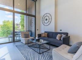 Stunning 4 Bedroom Duplex, hotel di Kfardebian