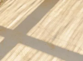 Ήσυχο Κυκλαδίτικο δωμάτιο Total white N2