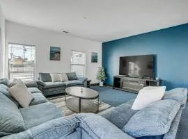 Fully Updated! Prime Riverside Spot Near Dtwn