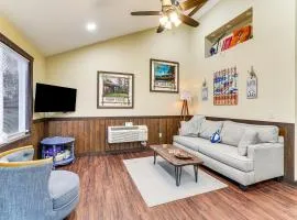 Stunning Views! Table Rock Lake Cabin Near Marina