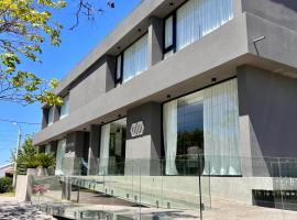 Catalina Hotel، فندق في يربا بوينا