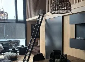 Get-away by the beach! With jacuzzi, 2 bedrooms