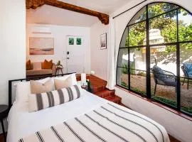 Cozy New - Casa Blanca Suite B1