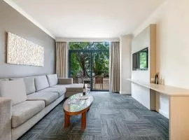 Harbourside Pool Escape with Leafy Alfresco Patio