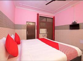 OYO Hotel Saffron King: Panchli şehrinde bir otel
