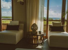 Treetop Haven Suite, hotel in Balcheil