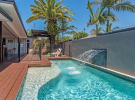 Marcoola House, Pet Friendly, Sunshine Coast, hotel in Marcoola