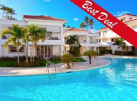 TROPICAL VIBES - VILLAS and SUITES - playa LOS CORALES, Hotel in Punta Cana