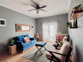 Island Breeze Villa, West End