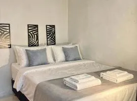 Apartamentos Privativos a 8 min do Aeroporto de Salvador e Próximo às Praias Self Check-in AUTOMÁTICO