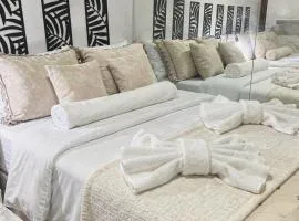 Solar dos Coqueiros Apartamentos de 2 Quartos a 10 minutos do Aeroporto de Salvador e Próximo às Praias