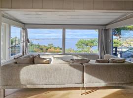 Amazing Home In Gressvik With Wifi, hotel in Gressvik