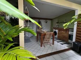 Fare Ohiva - Logement entier Plage Commerces Wifi Parking