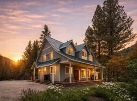 Recharge by The River by NW Comfy Cabins