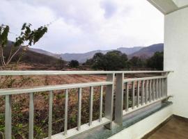 Hotel O SANVI RESORT, hotell i Pune