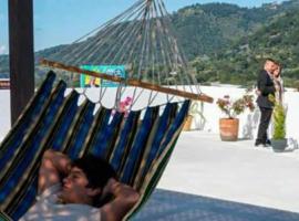 Hotel Mountain View, готель у місті Santa Lucía Milpas Altas