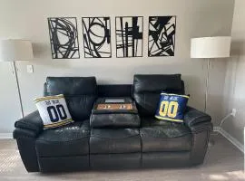 Ann Arbor's Humble Abode 3 mins to Kerrytown