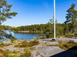 Amazing Apartment In Säffle With Lake View