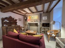 Gîte La Paille à Charroux, 4 pers, Animaux acceptés, Jardin - FR-1-489-620, hotel v destinácii Charron