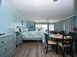 Cedar Key Islands Dolphins Cay Condo 230