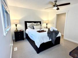 Emerald 3Bed 1bath Rancher 2C-D EvEs Spa BBQ RKE, hotel di Langley