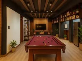 Luxury Industrial Vault, Wifi, Washer & Dryer, 5 rooms