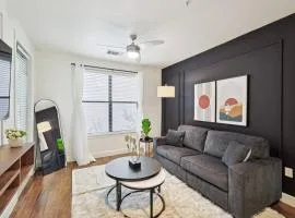 Stylish 2B near Legacy West Wi-Fi Fitness Pool