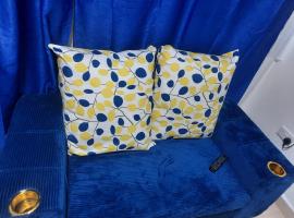 Annie's studio near Westside mall, hotel i Nakuru