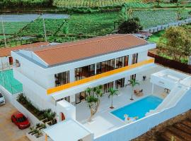 Villa Fortuna - CENDANA #Puncak Bogor, Hotel in Situ 2