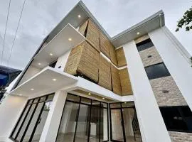 Eva's Guest House