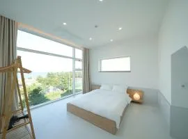 Gangneung Puppy Dog Pool Villa