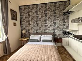 레사에 위치한 호텔 Dimora Vista Lago Con Piscina