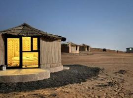 SAFARI-Glamping, Hotel in Al Wāşil