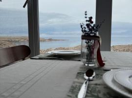 Ton Azure Hotel، فندق في Tong