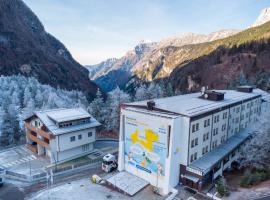 Forte Family Village - Azzurro Club, hotel din Sella Nevea