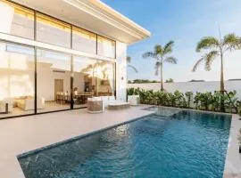 V283 Brand New 4BR Pool Villa Modern Oasis